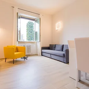 isola-suite.it-lombardy.com/